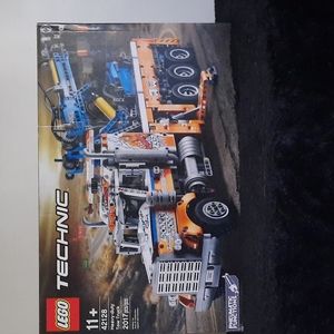Lego Technic  # 42128